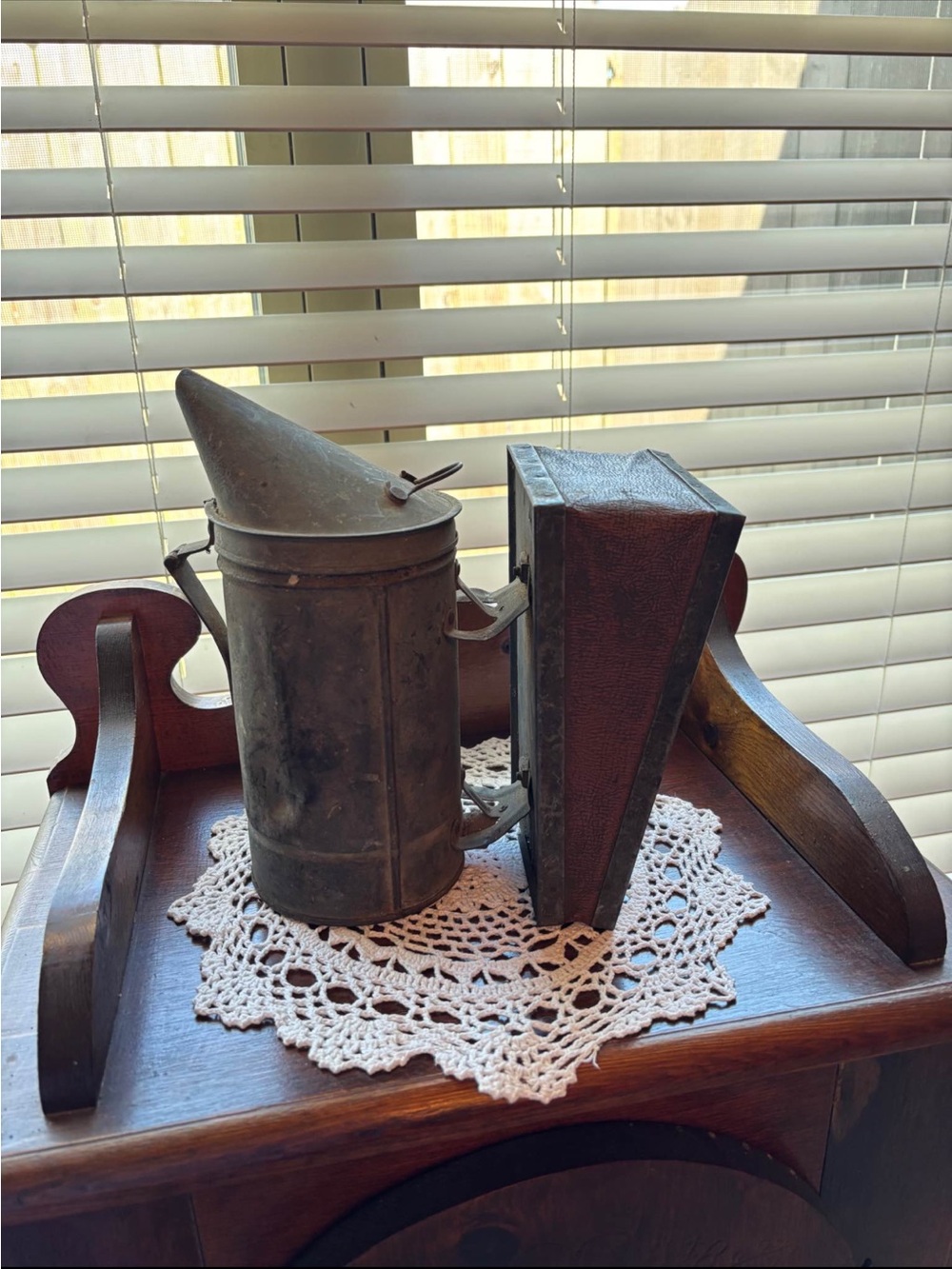 Vintage Metal Bee Smoker - Black